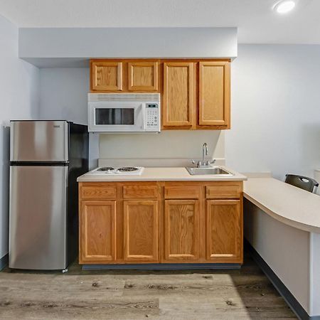 Birch Hill Suites Dayton-Wp Afb Beavercreek Exterior photo