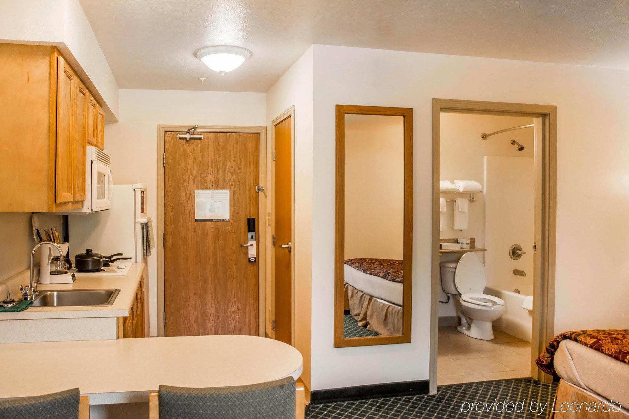 Birch Hill Suites Dayton-Wp Afb Beavercreek Exterior photo